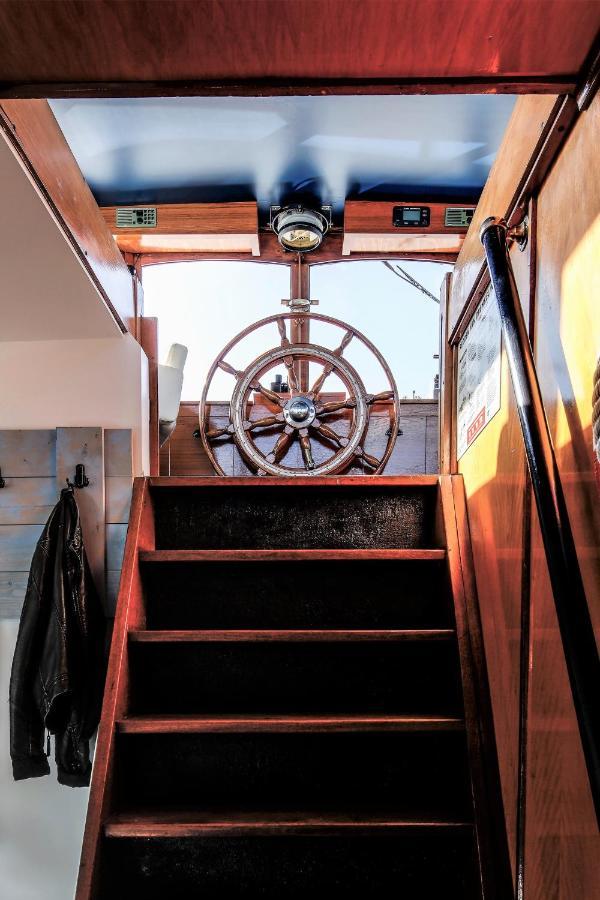 B&B Woonschip Robbedoes Amersfoort Dış mekan fotoğraf